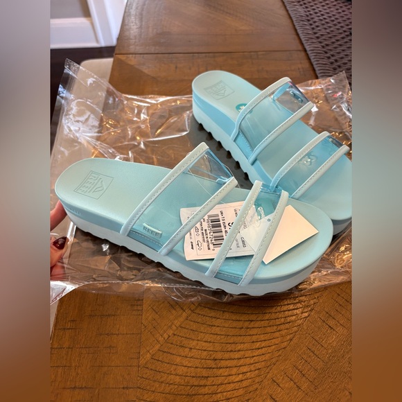 Reef Shoes - REEF Vista Hi Energy Women's size 9.5 Light Blue Cushion Comfort Sandals, NWT